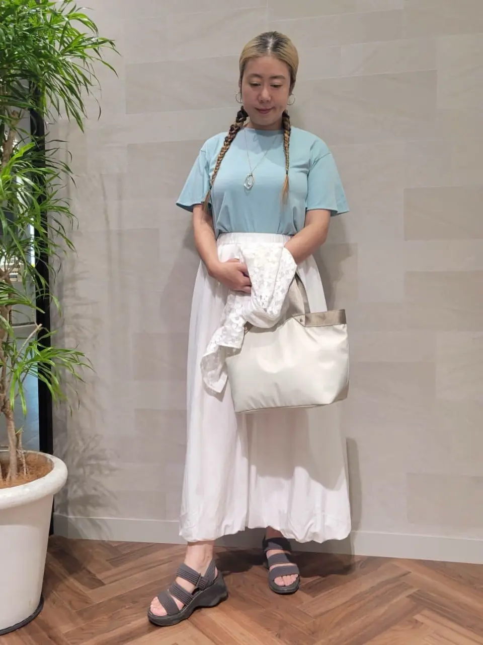 ONWARD CROSSET SELECT 西村 コーディネート画像