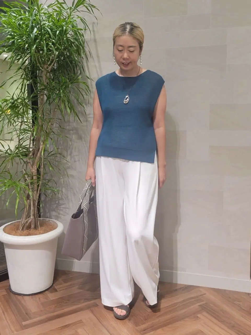 ONWARD CROSSET SELECT 西村 コーディネート画像