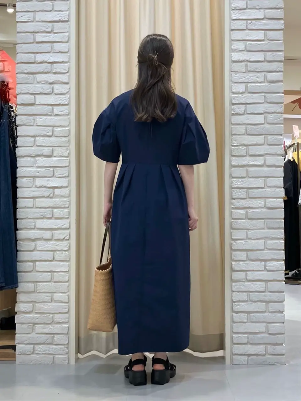 ONWARD CROSSET SELECT 檀 コーディネート画像