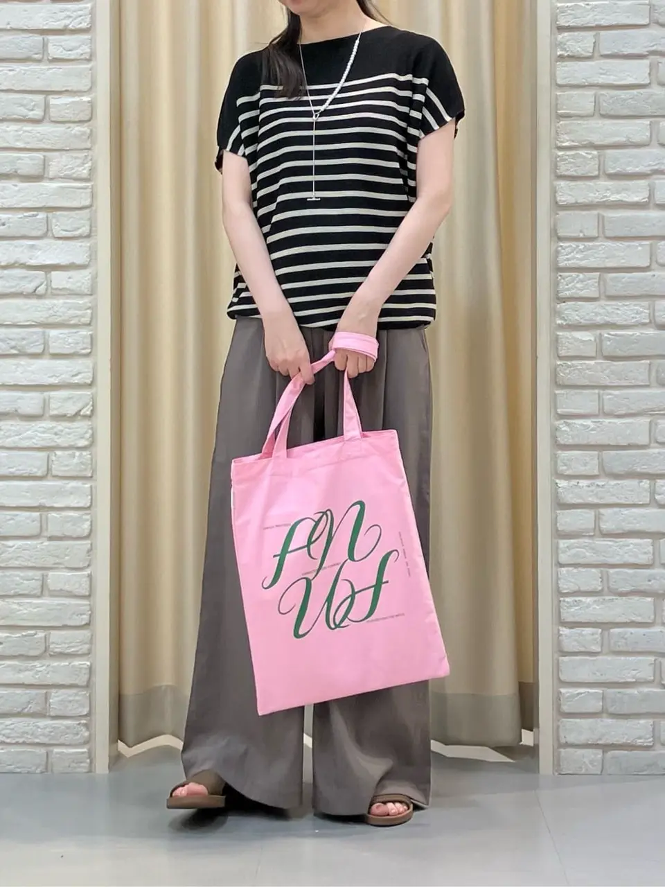 ONWARD CROSSET SELECT 檀 コーディネート画像