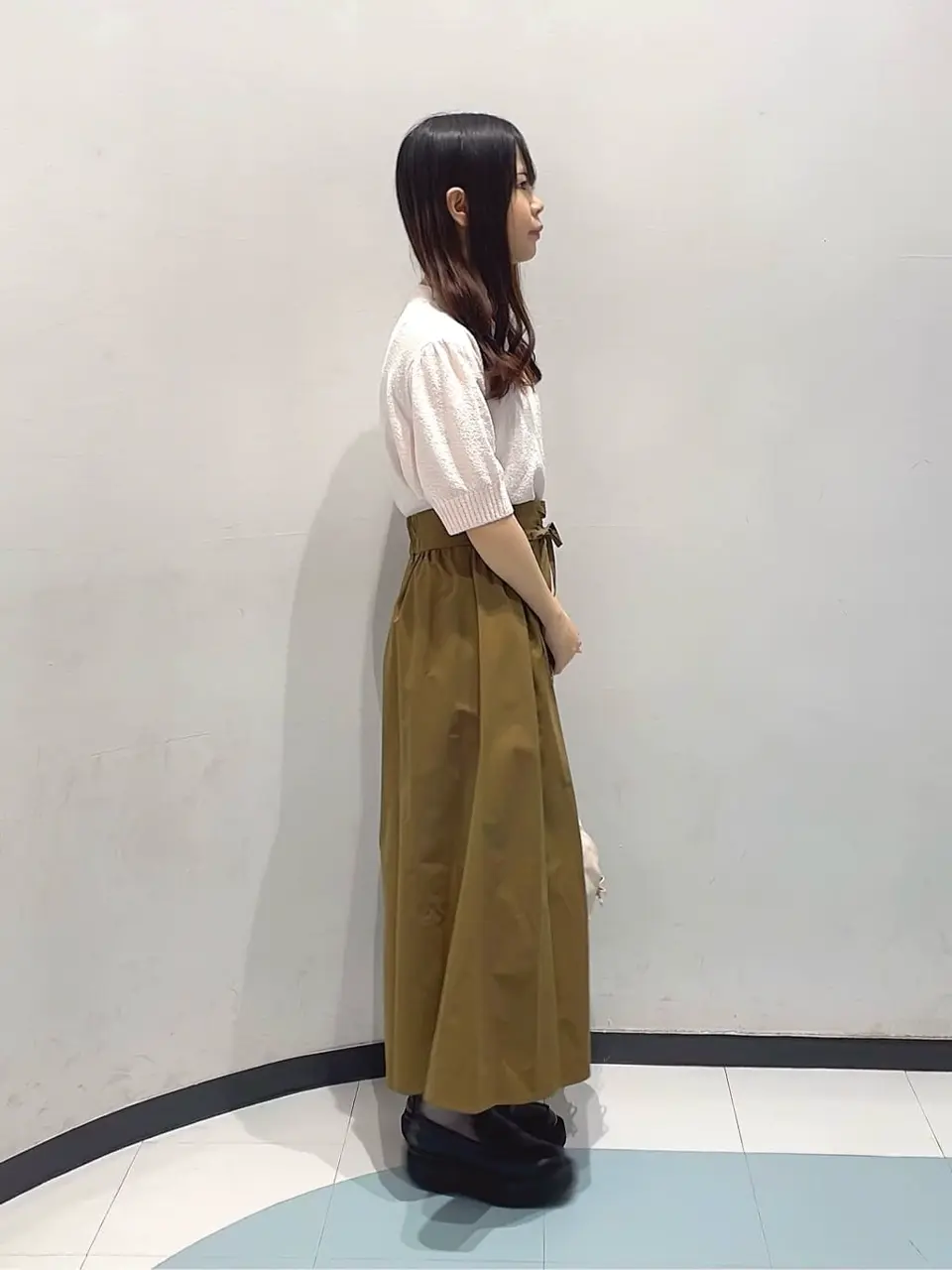 ONWARD CROSSET SELECT 安田 コーディネート画像