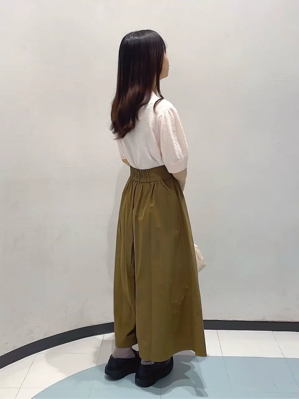 ONWARD CROSSET SELECT 安田 コーディネート画像