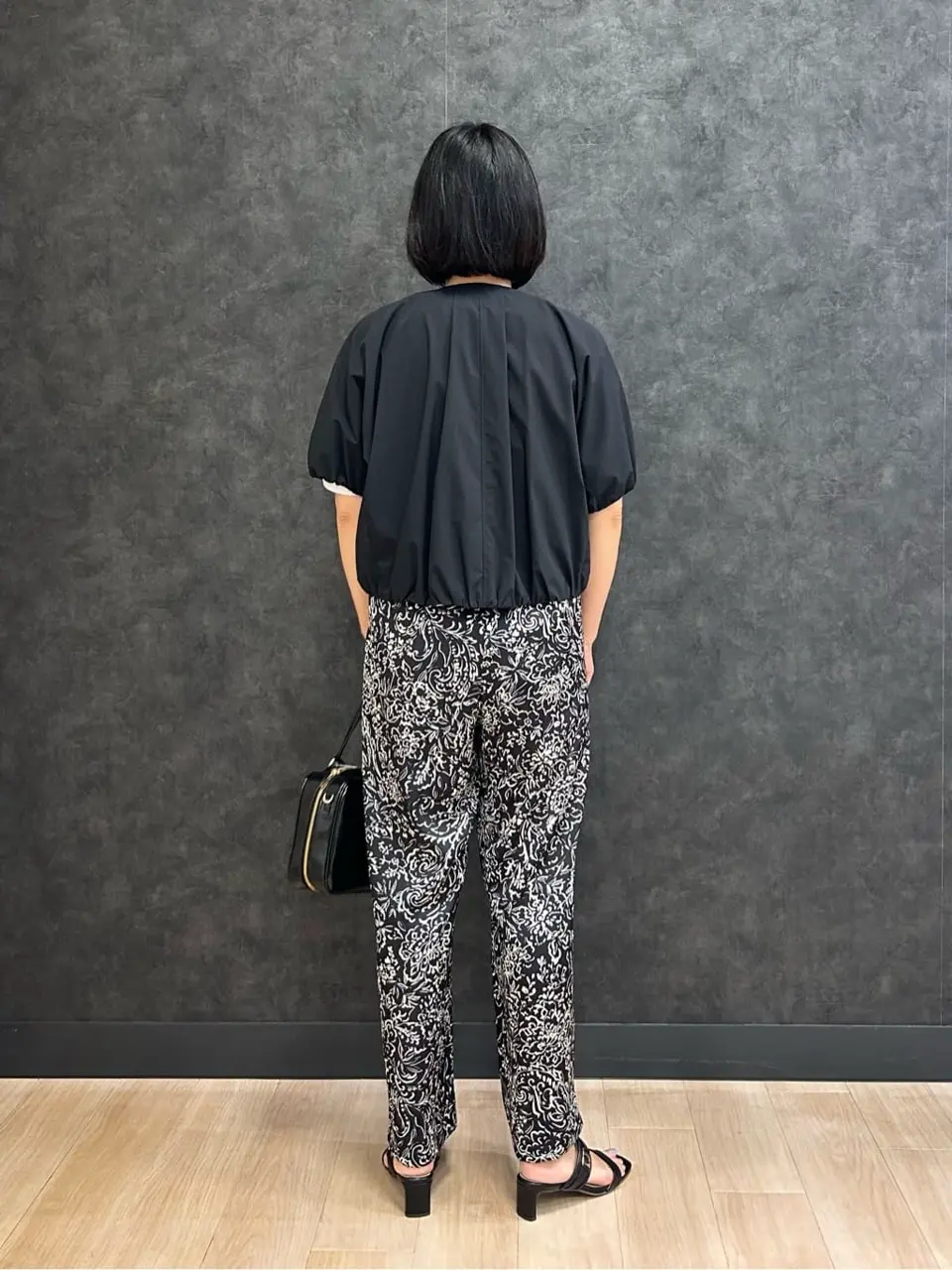 ONWARD CROSSET SELECT 鈴木 コーディネート画像