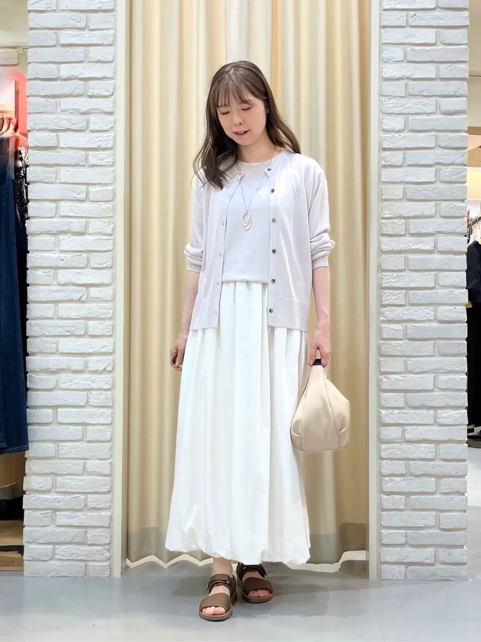 ONWARD CROSSET SELECT 檀 コーディネート画像