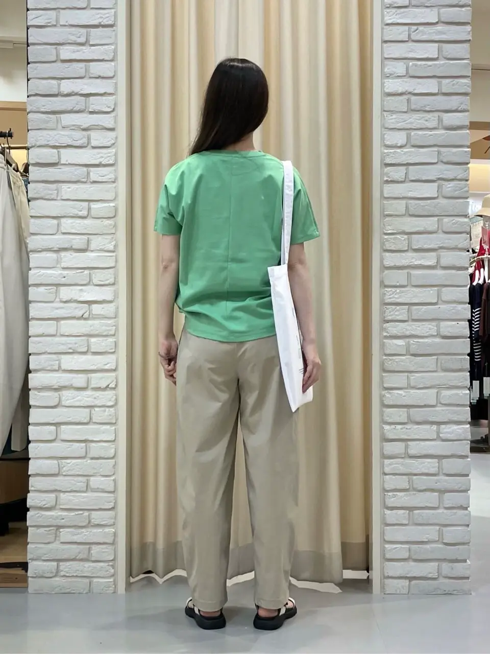 ONWARD CROSSET SELECT 檀 コーディネート画像