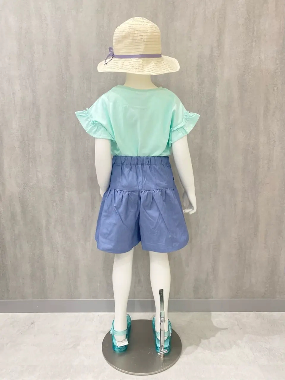 ONWARD CROSSET SELECT m.n コーディネート画像