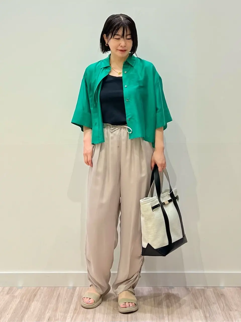 ONWARD CROSSET SELECT 小西 コーディネート画像