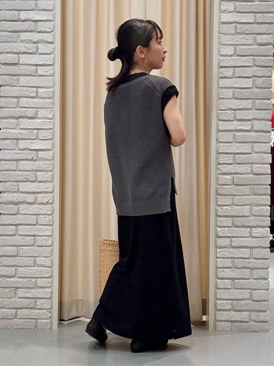 ONWARD CROSSET SELECT 服部 コーディネート画像