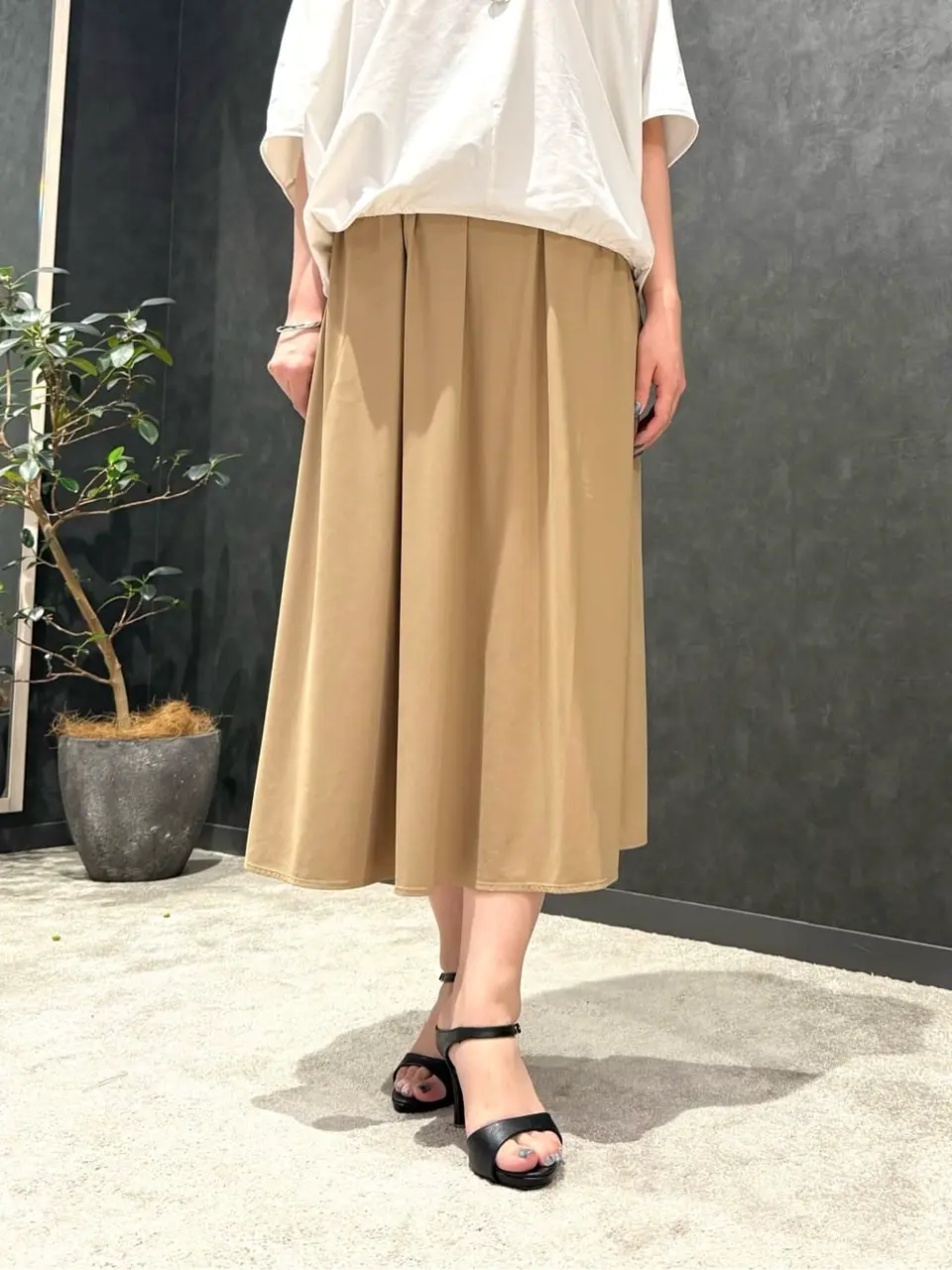 ONWARD CROSSET SELECT Tamura コーディネート画像