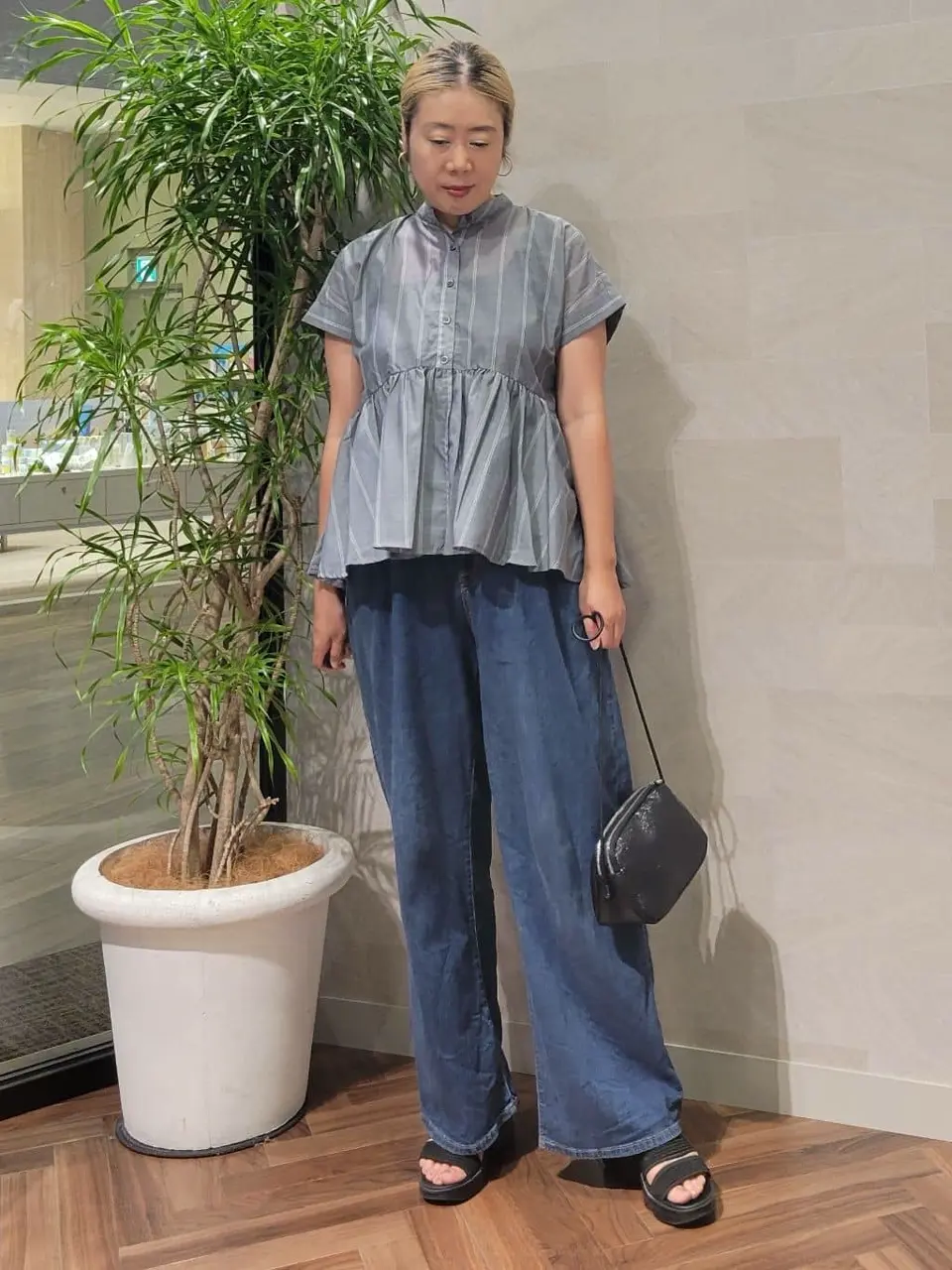 ONWARD CROSSET SELECT 西村 コーディネート画像