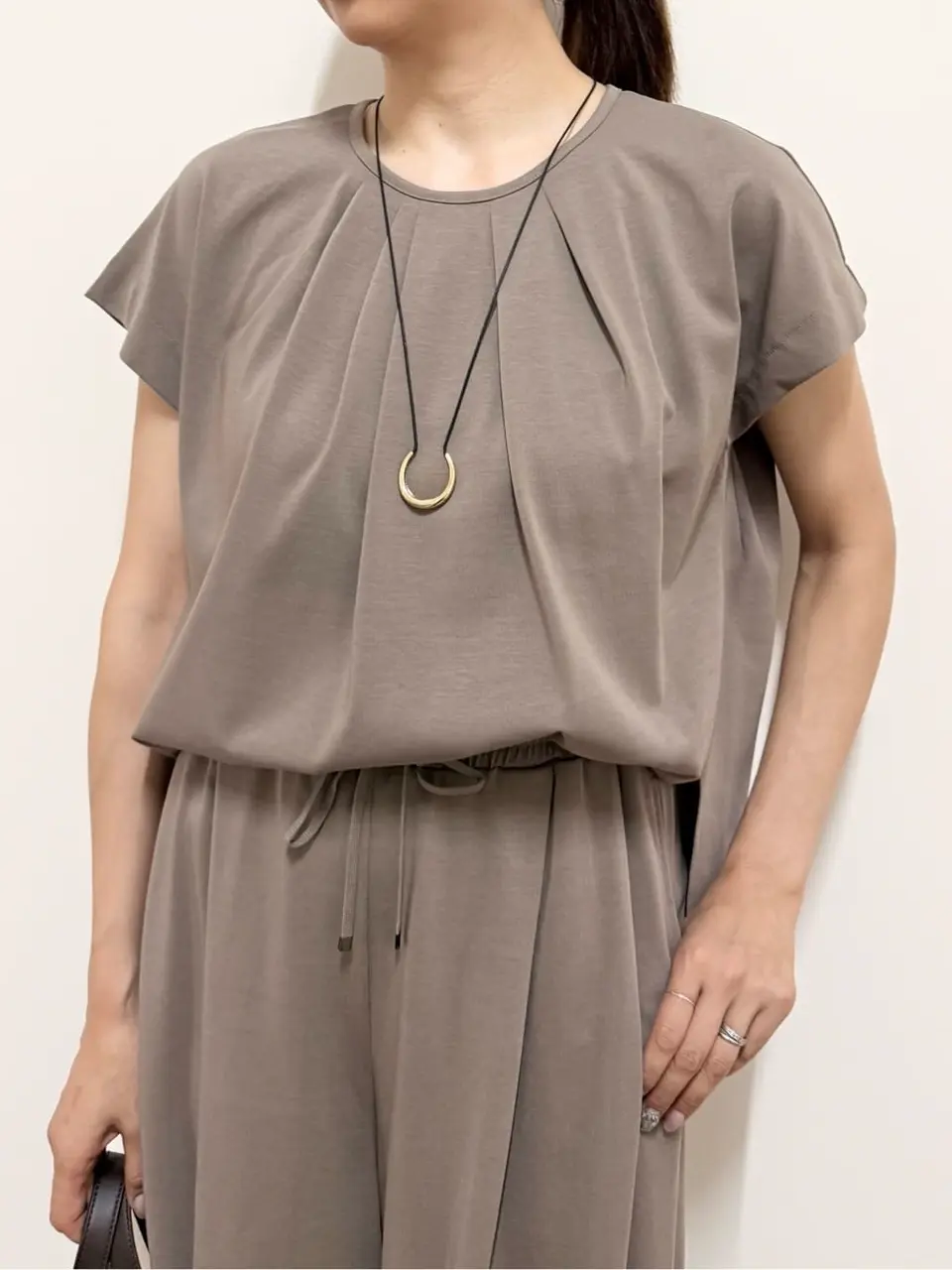 ONWARD CROSSET SELECT 佐藤 コーディネート画像