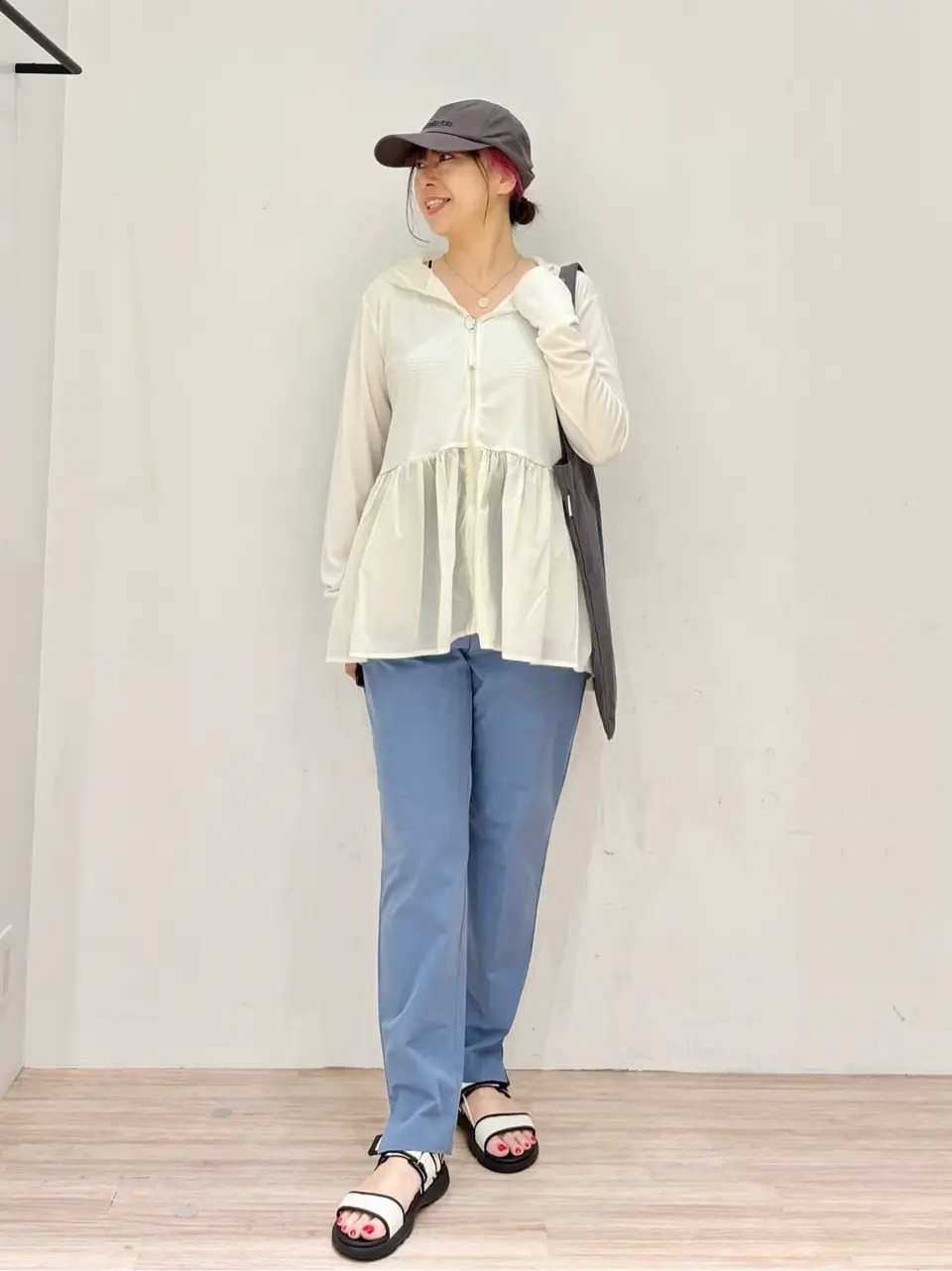  SAKAI コーディネート画像