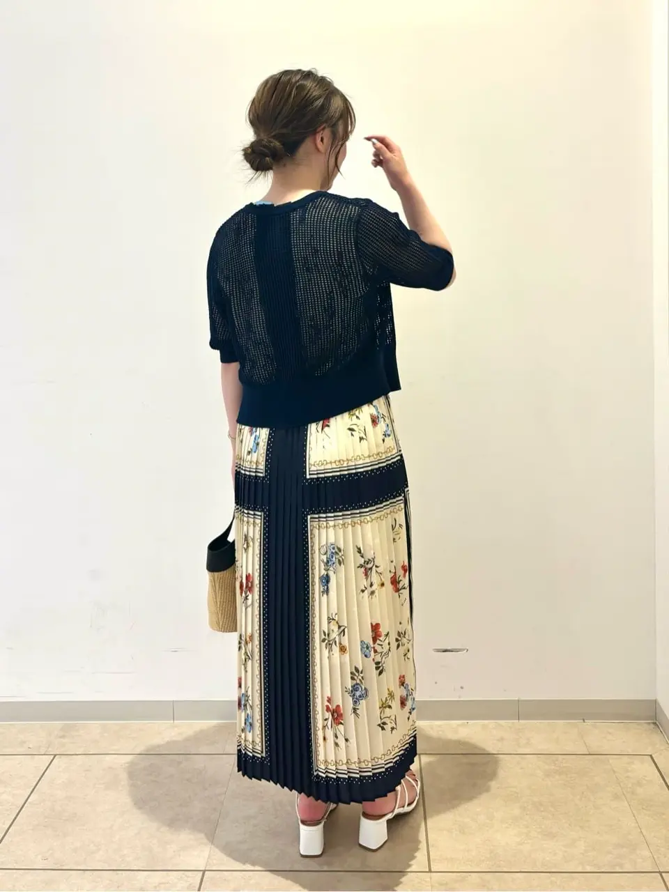 ONWARD CROSSET SELECT 石井 コーディネート画像