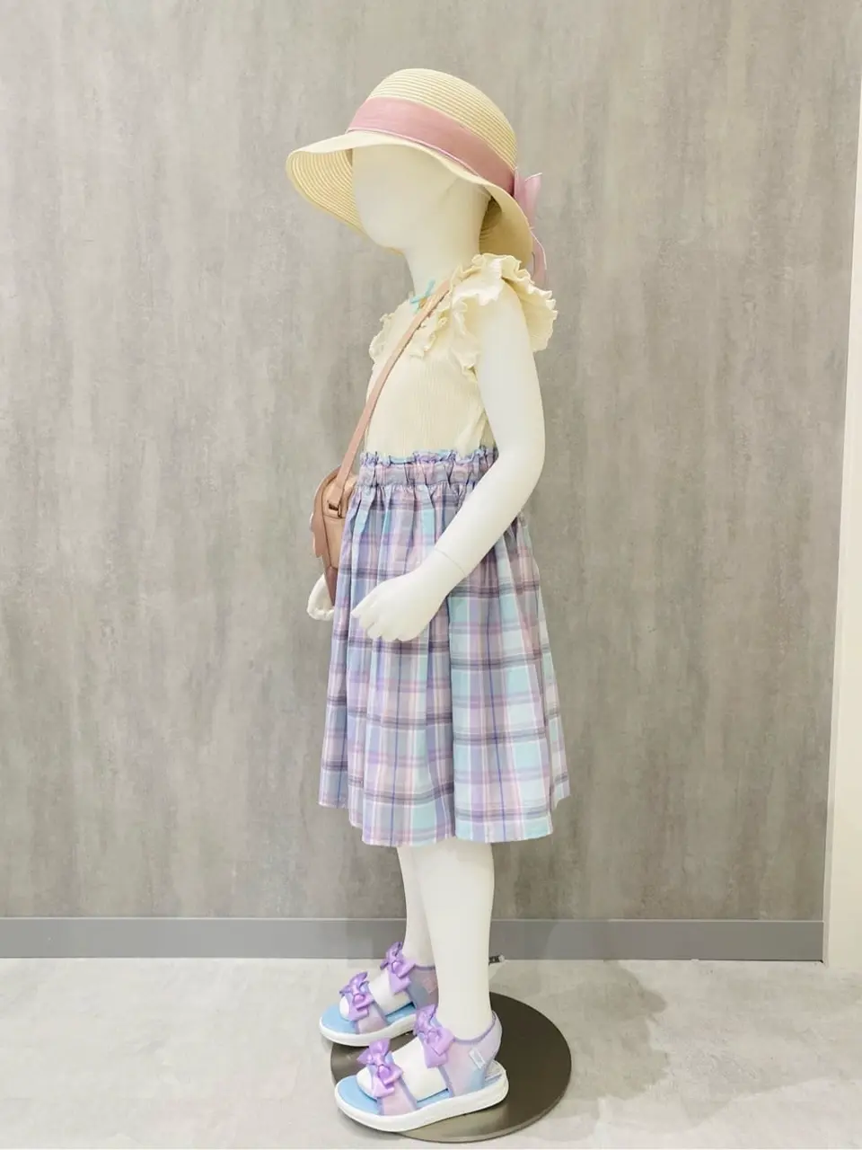 ONWARD CROSSET SELECT m.n コーディネート画像