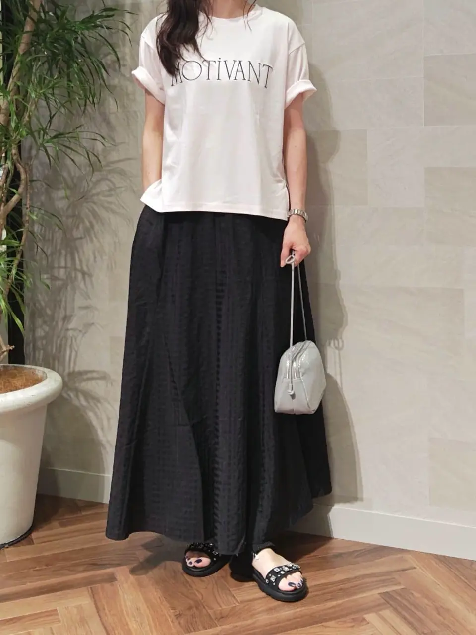 ONWARD CROSSET SELECT 浅岡 コーディネート画像