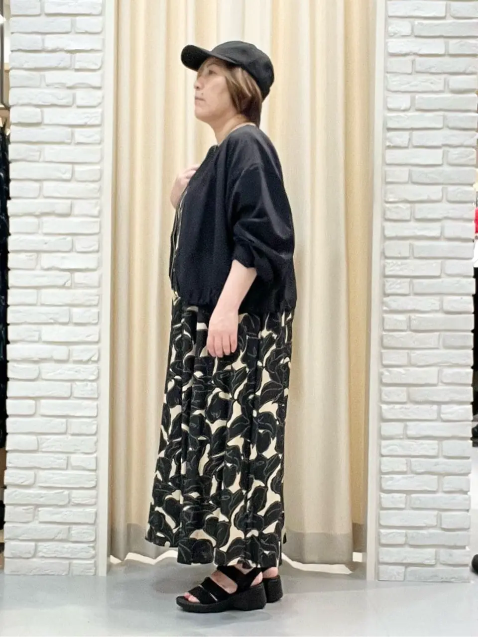 ONWARD CROSSET SELECT 吉田 コーディネート画像