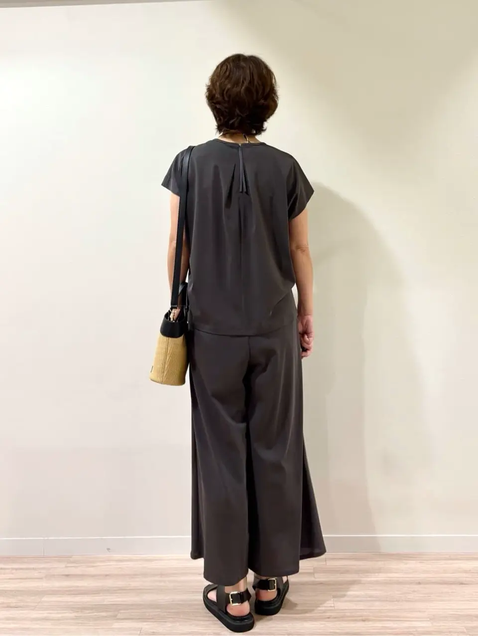 ONWARD CROSSET SELECT 照木 コーディネート画像