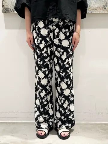 ONWARD CROSSET SELECT 樋熊 コーディネート画像