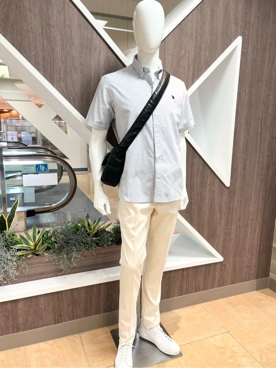 ONWARD CROSSET SELECT 小管 コーディネート画像