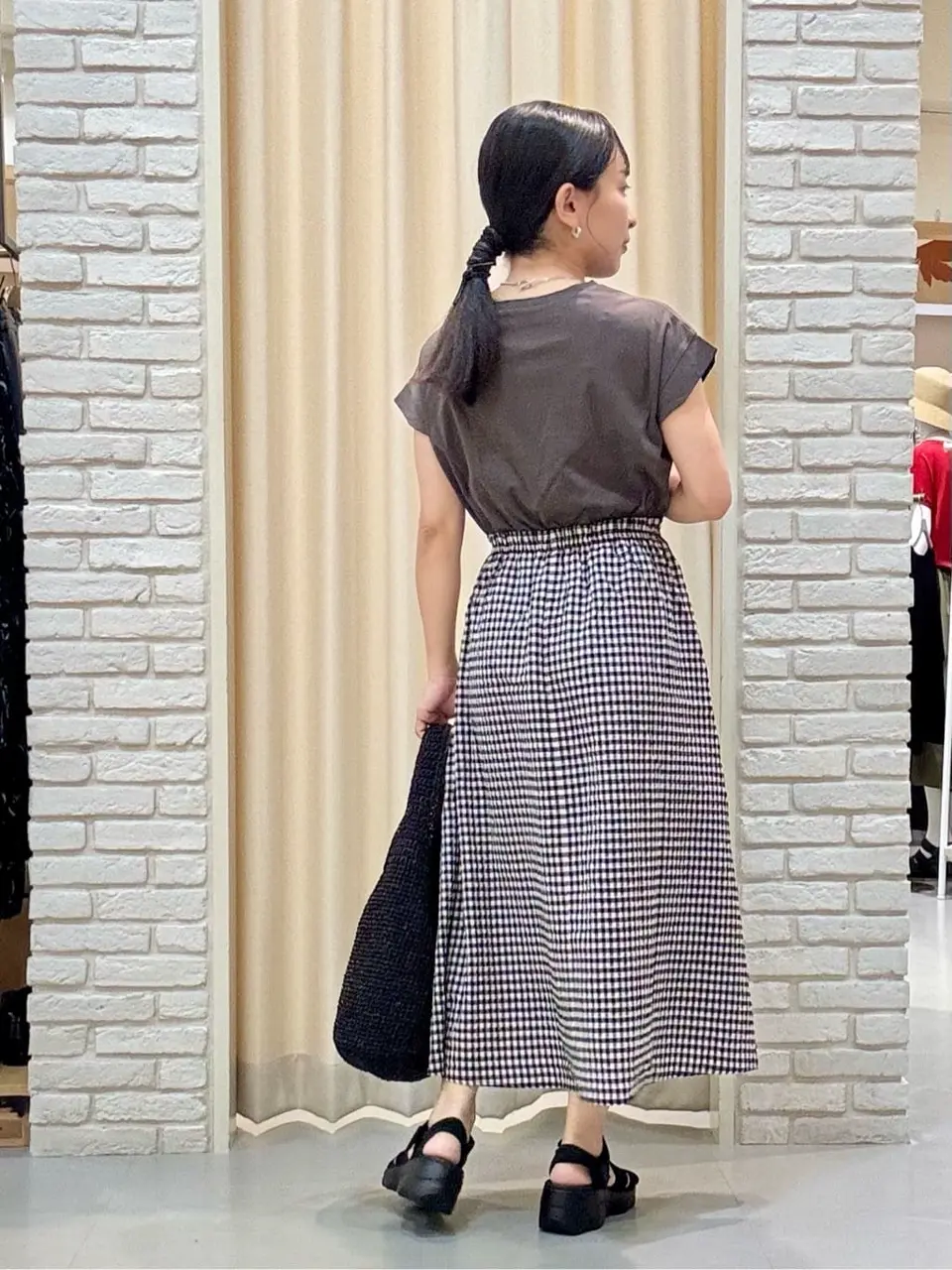 ONWARD CROSSET SELECT 服部 コーディネート画像