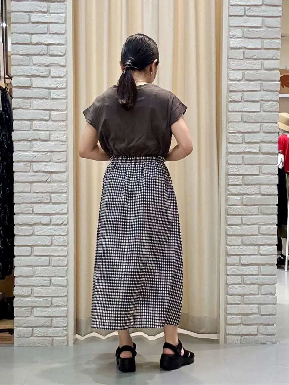 ONWARD CROSSET SELECT 服部 コーディネート画像