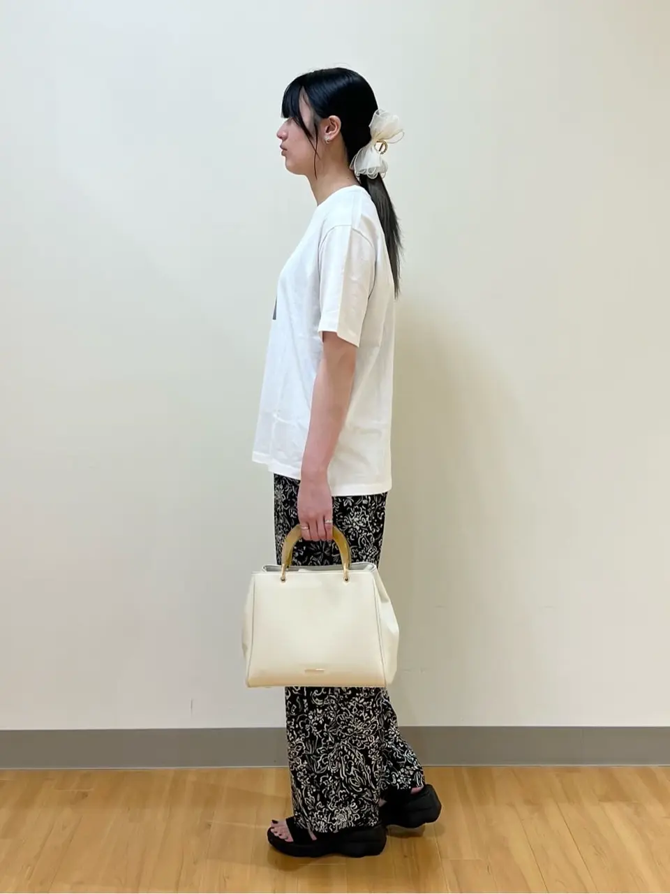 ONWARD CROSSET SELECT Aina コーディネート画像