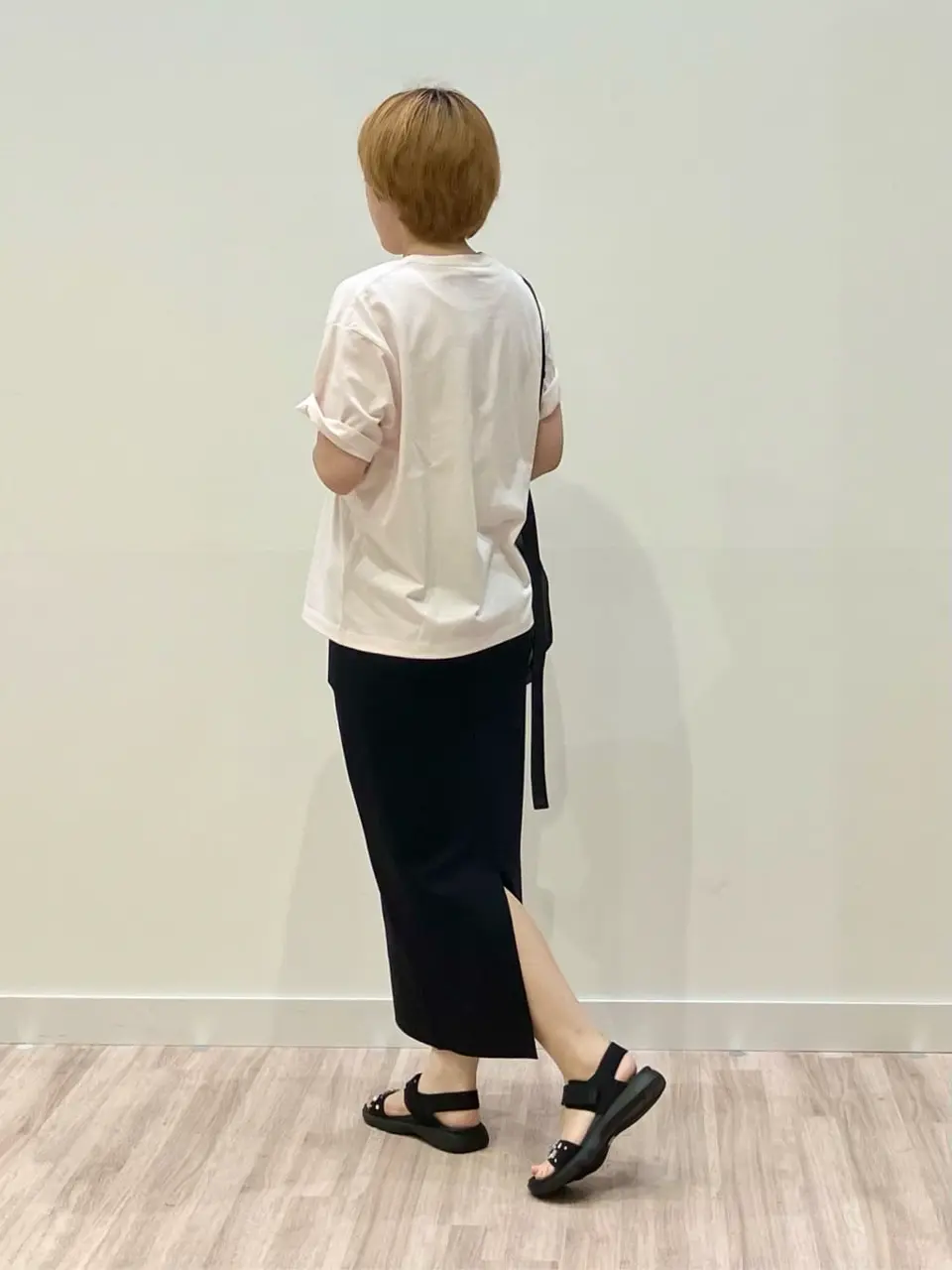 ONWARD CROSSET SELECT 河本 コーディネート画像