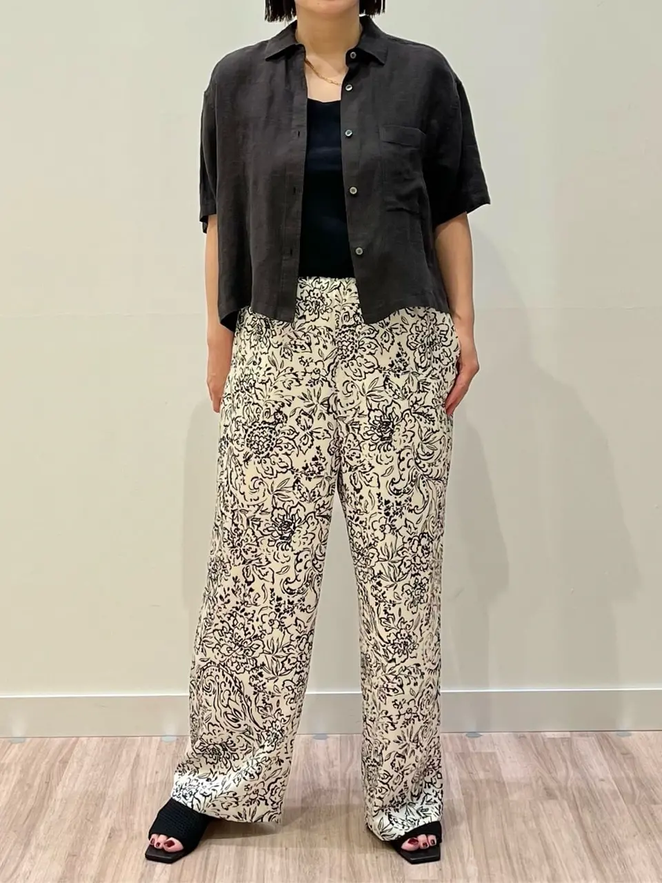 ONWARD CROSSET SELECT 小西 コーディネート画像