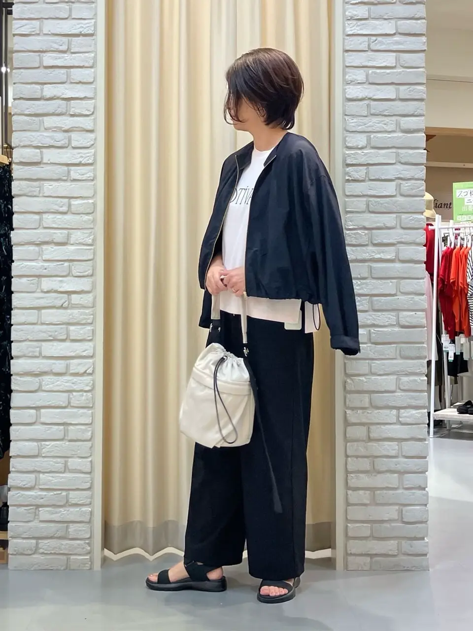 ONWARD CROSSET SELECT Tomi コーディネート画像