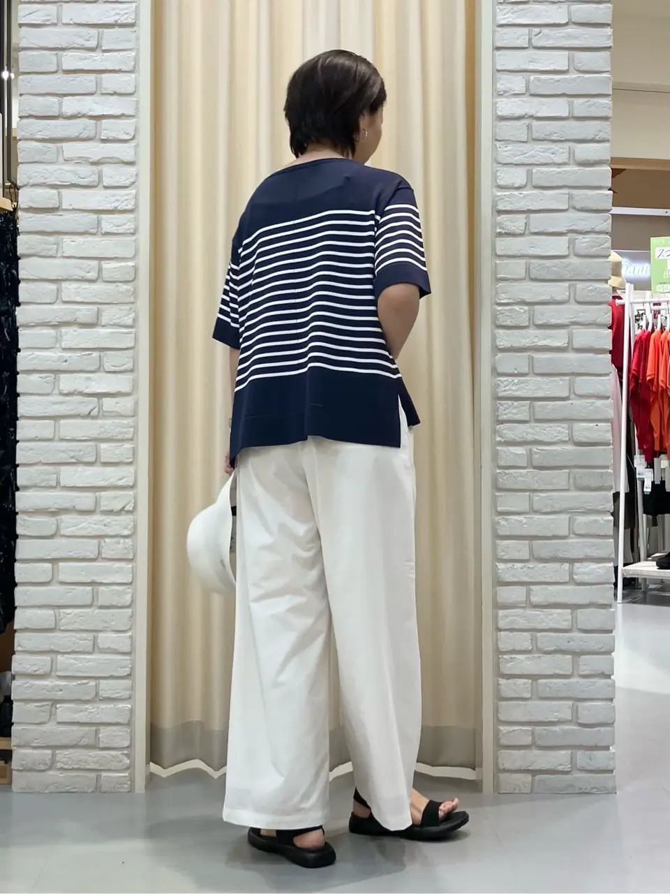 ONWARD CROSSET SELECT Tomi コーディネート画像