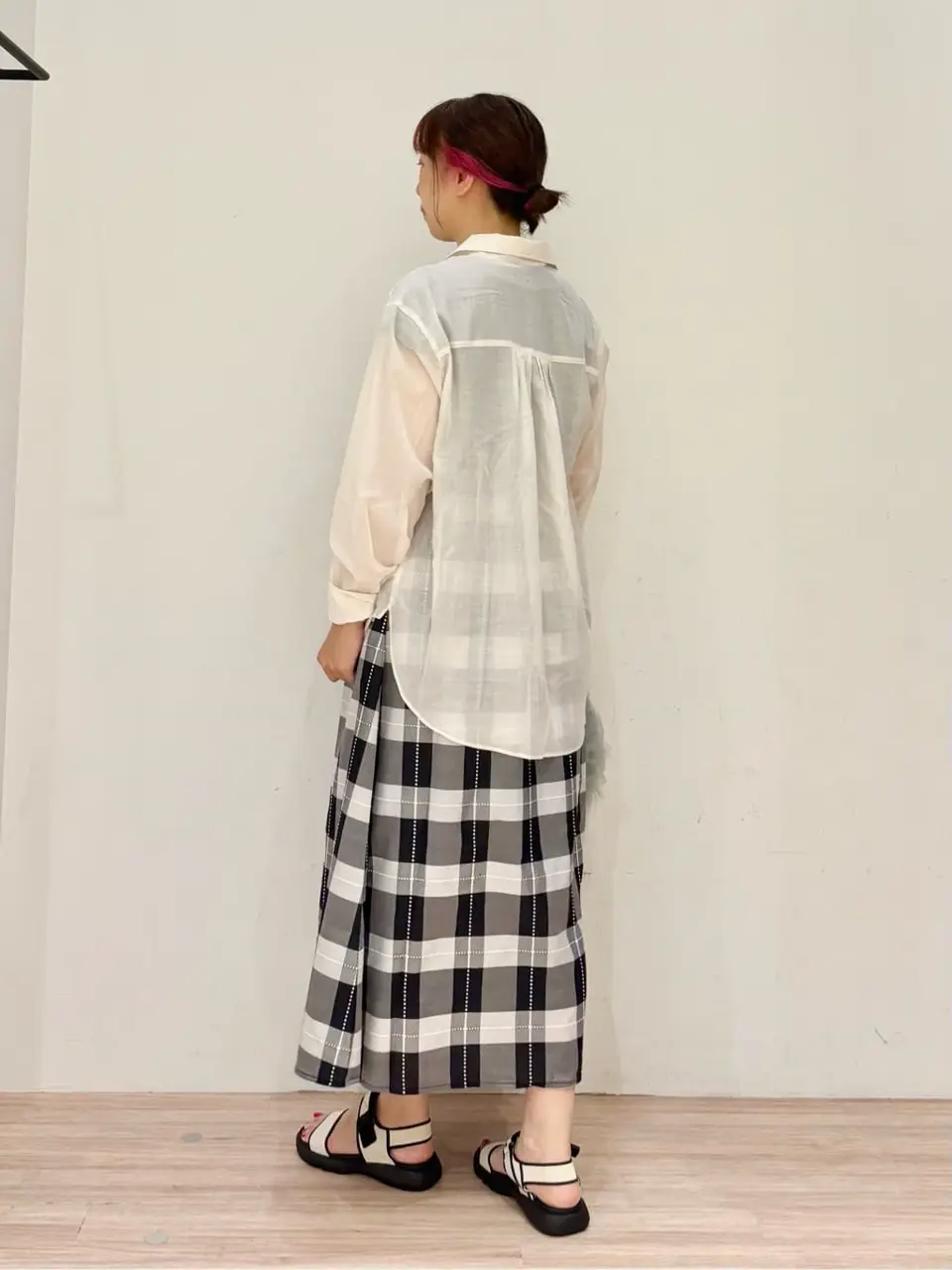 ONWARD CROSSET SELECT SAKAI コーディネート画像