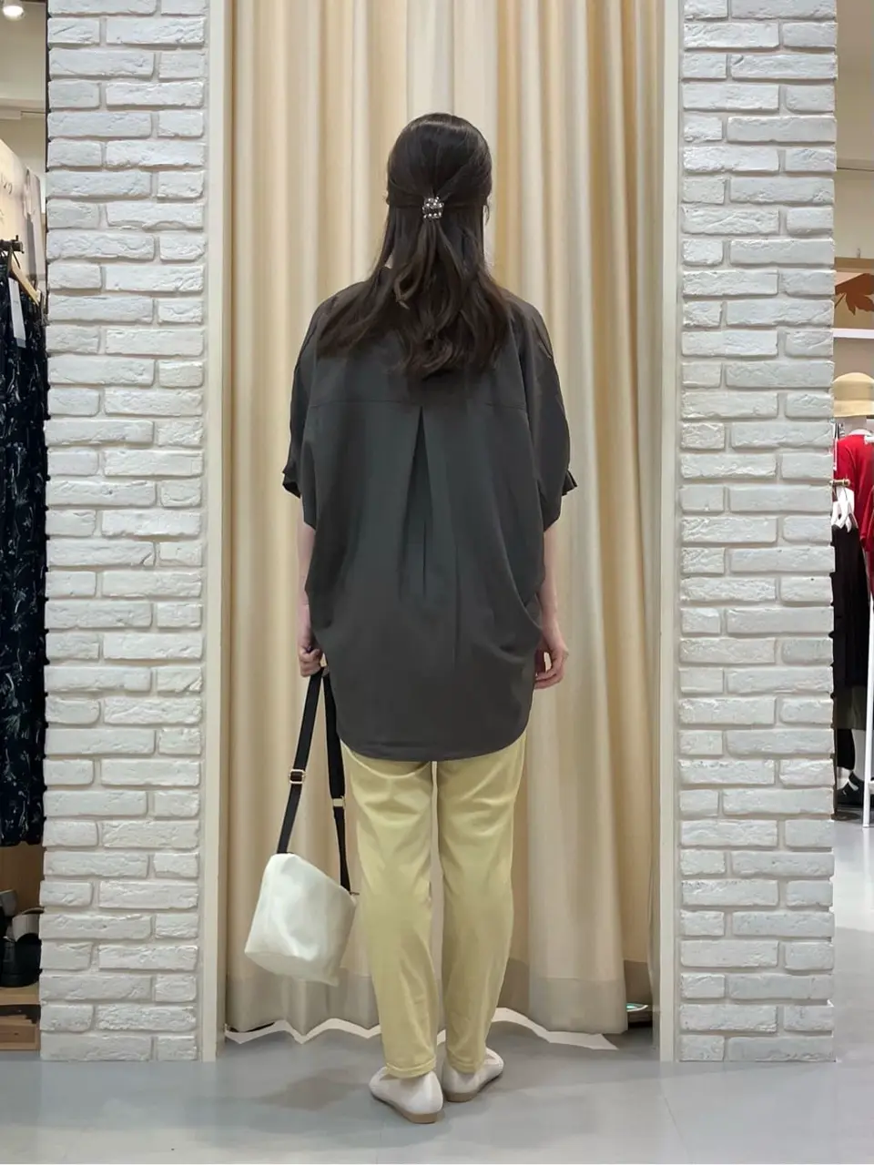 ONWARD CROSSET SELECT 檀 コーディネート画像