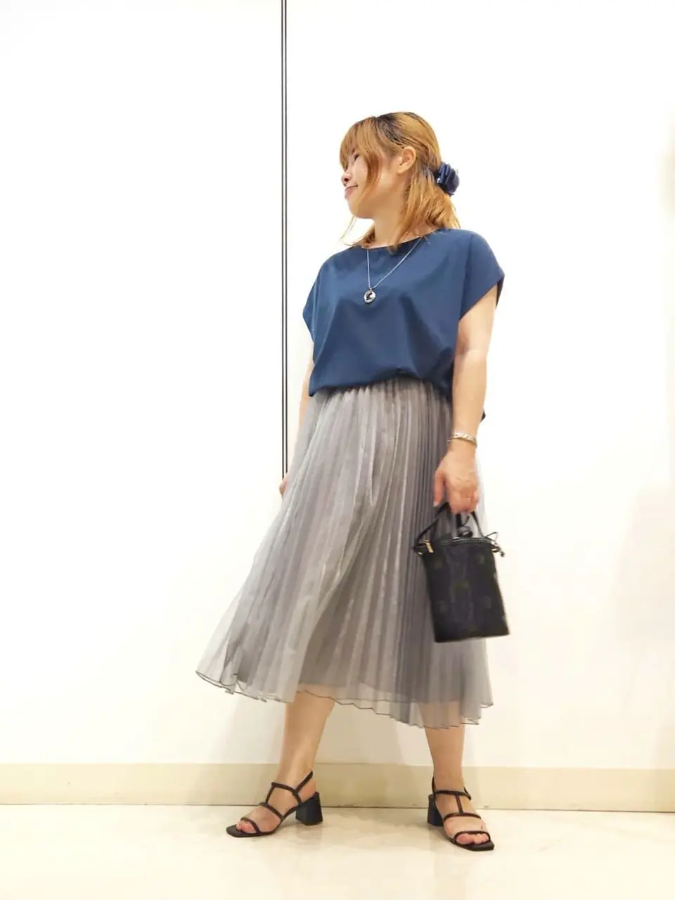 ONWARD CROSSET SELECT 中野 コーディネート画像