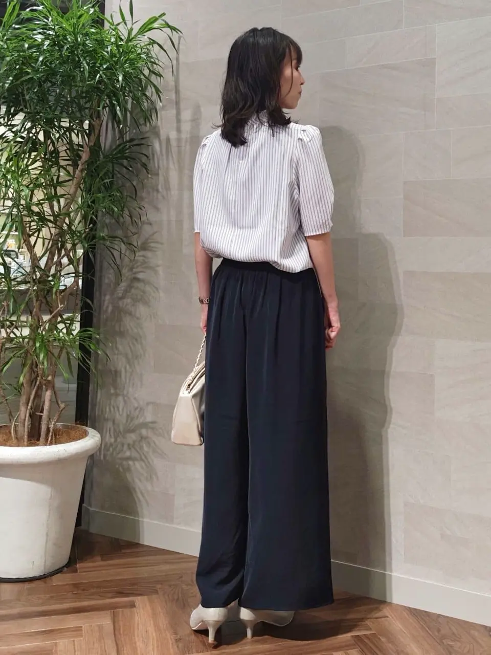 ONWARD CROSSET SELECT 浅岡 コーディネート画像