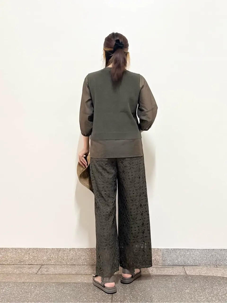 ONWARD CROSSET SELECT 佐藤 コーディネート画像