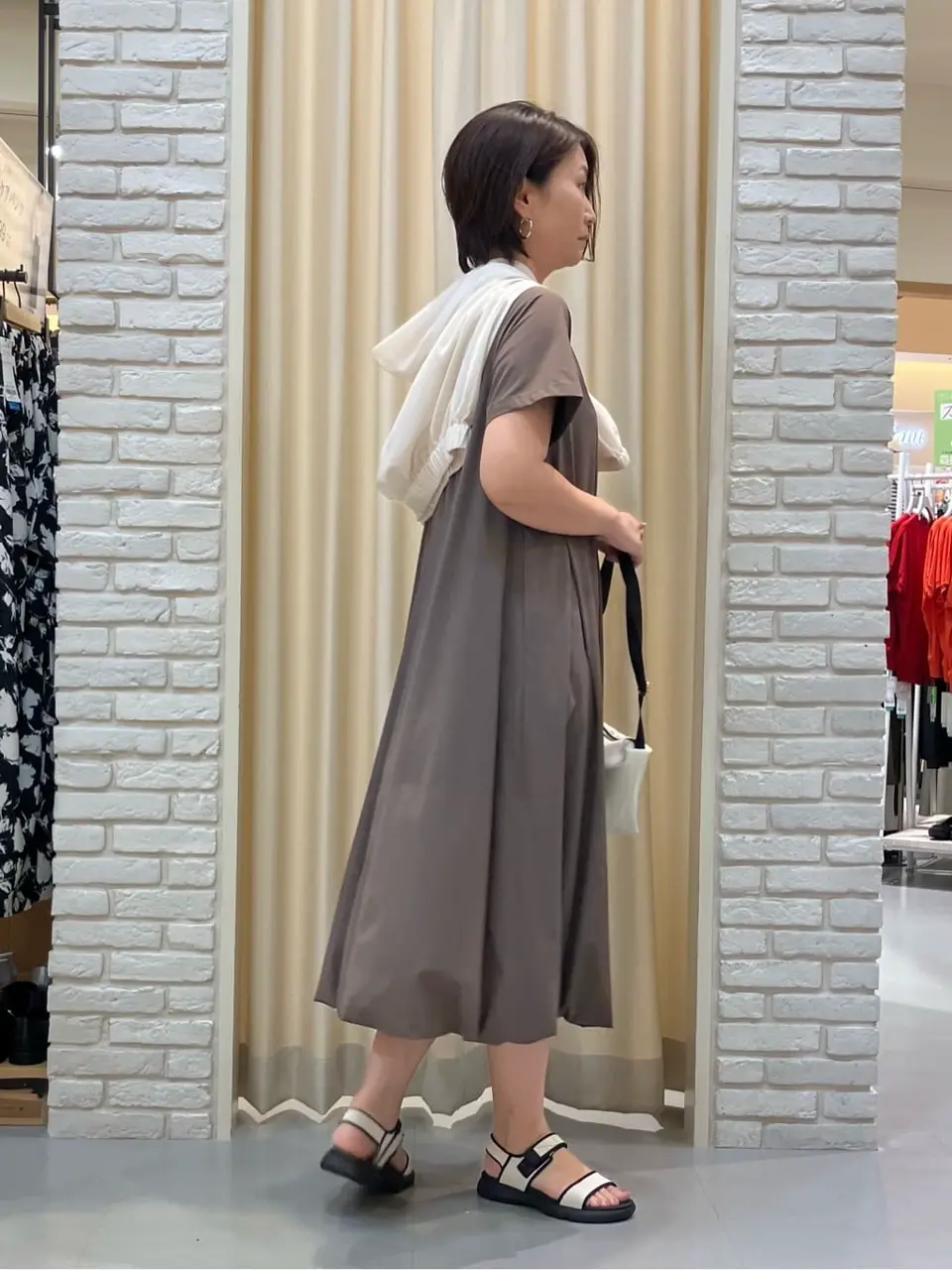 ONWARD CROSSET SELECT Tomi コーディネート画像