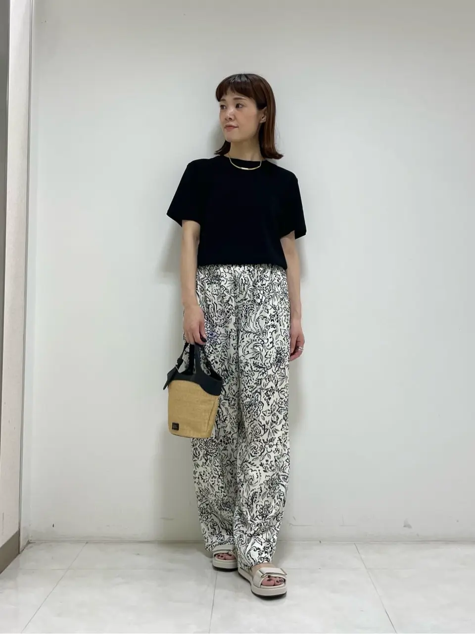 ONWARD CROSSET SELECT 岡田 コーディネート画像