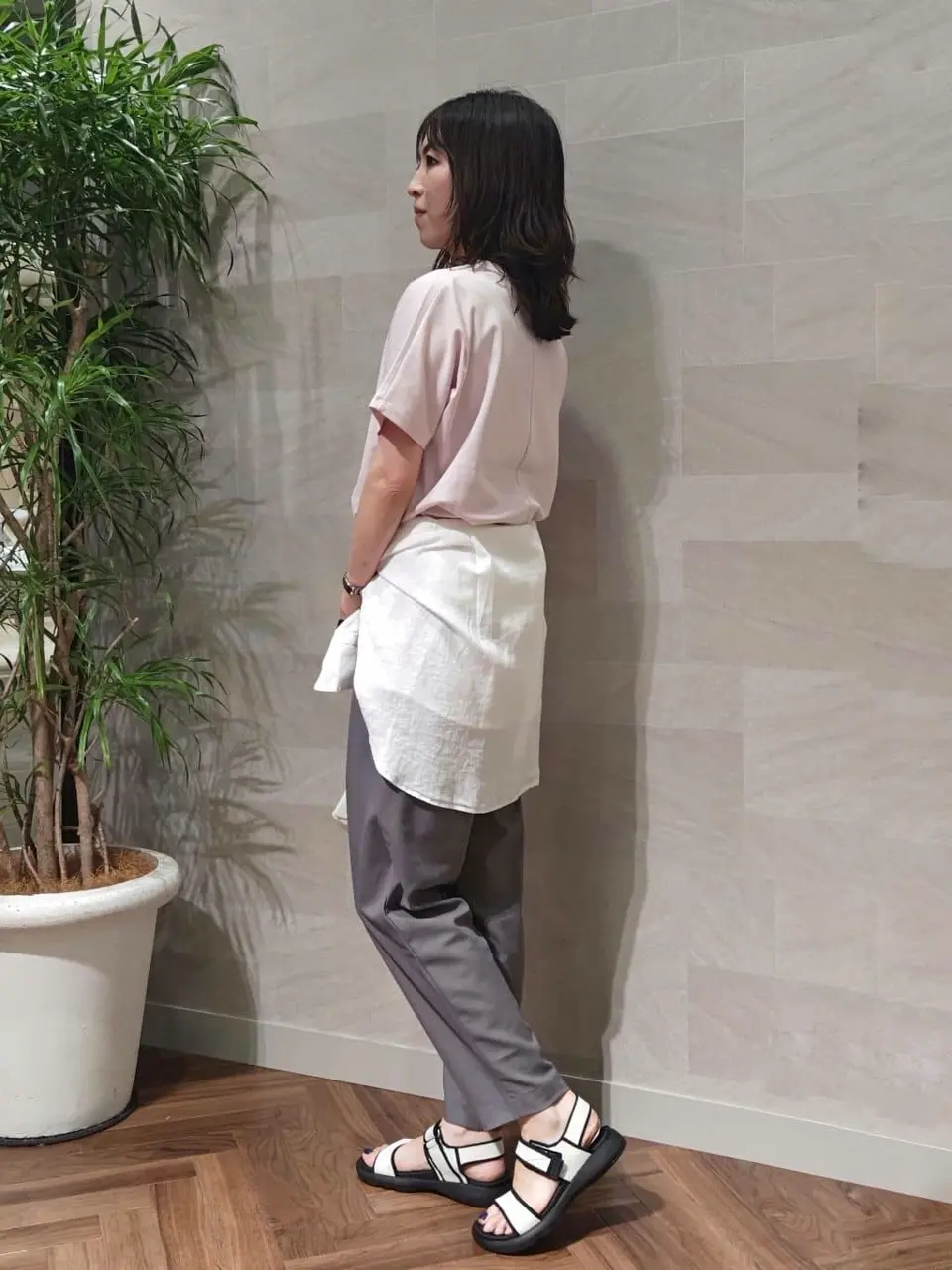 ONWARD CROSSET SELECT 浅岡 コーディネート画像