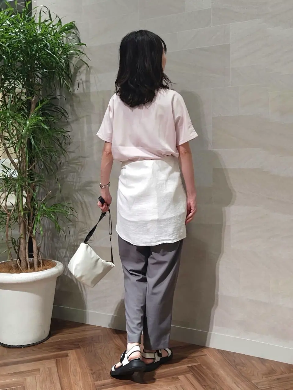 ONWARD CROSSET SELECT 浅岡 コーディネート画像