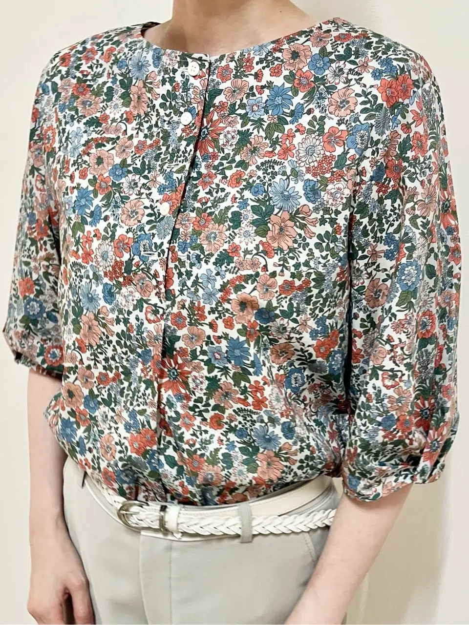 ONWARD CROSSET SELECT 伊藤 コーディネート画像