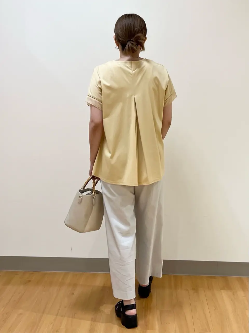 ONWARD CROSSET SELECT TAMAGAWA コーディネート画像