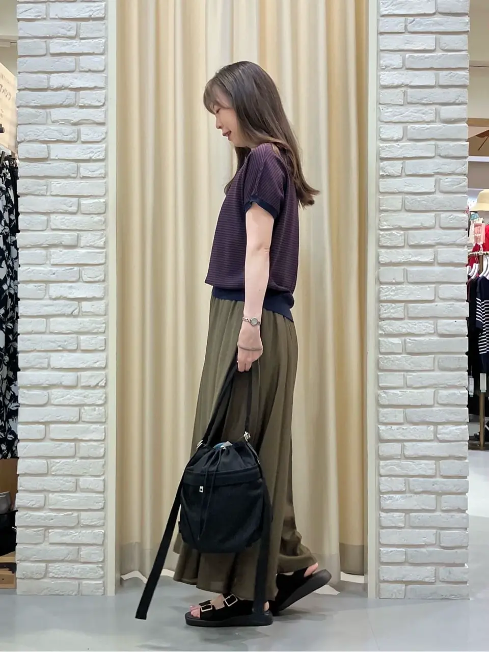 ONWARD CROSSET SELECT 檀 コーディネート画像