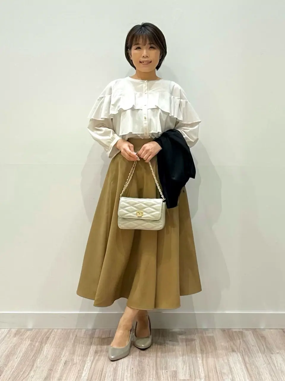 【マシンウォッシャブル】ファスナースリットＡラインブラウス＃Newans ANS0124S0023_zo_a004.jpg