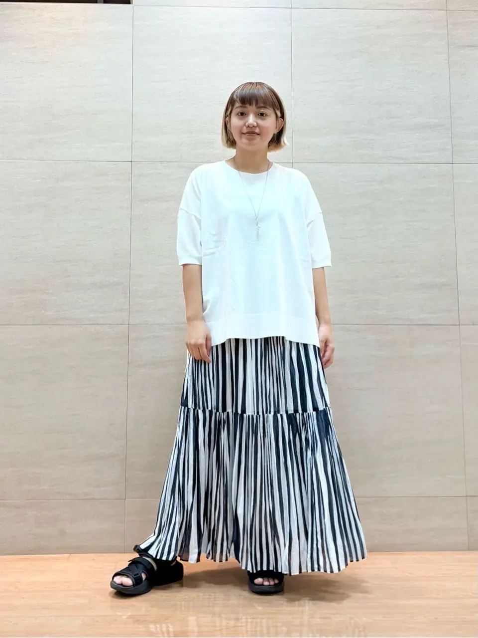 ONWARD CROSSET SELECT 佐藤 コーディネート画像