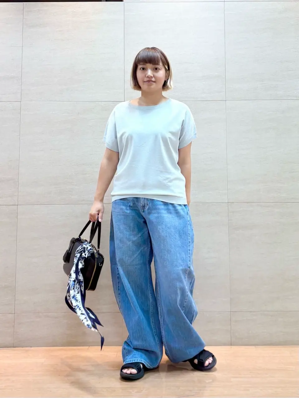 ONWARD CROSSET SELECT 佐藤 コーディネート画像