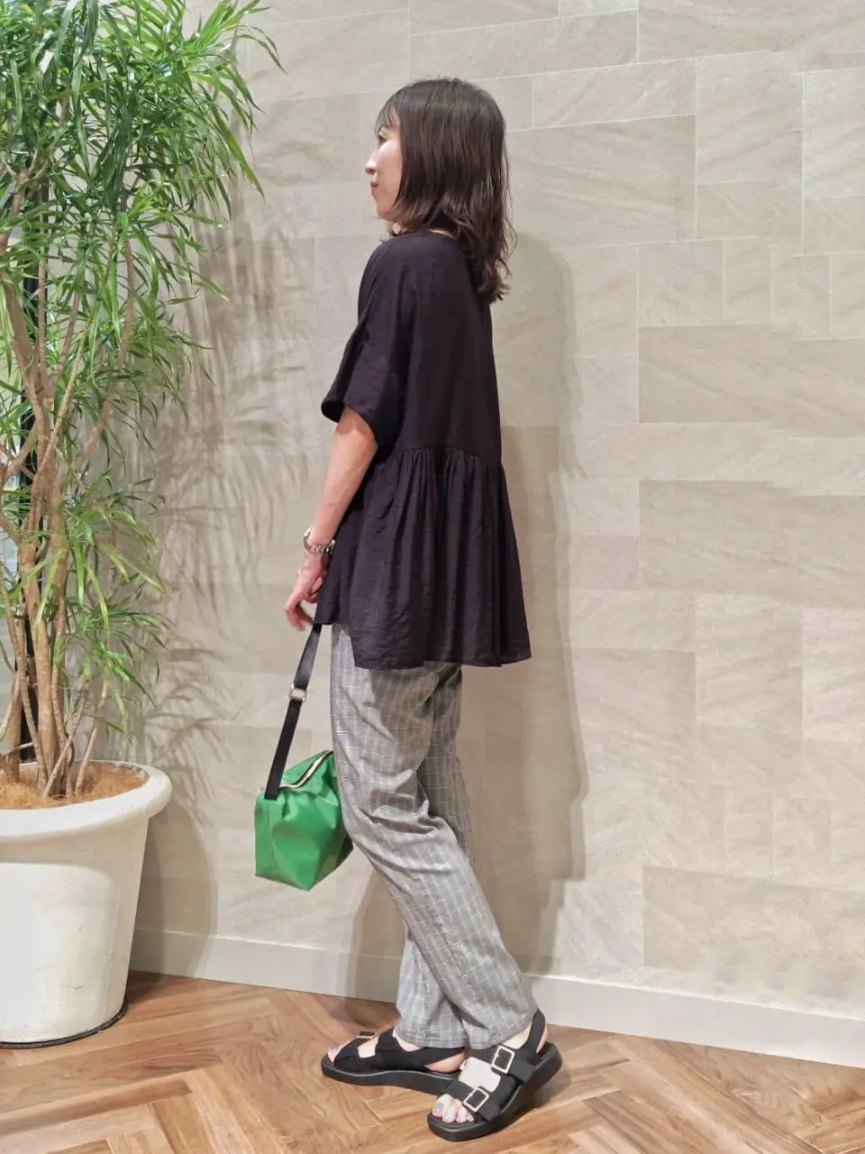 ONWARD CROSSET SELECT 浅岡 コーディネート画像