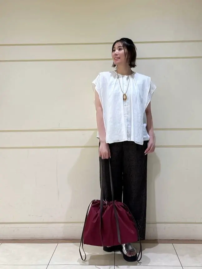 ONWARD CROSSET SELECT 太田 コーディネート画像