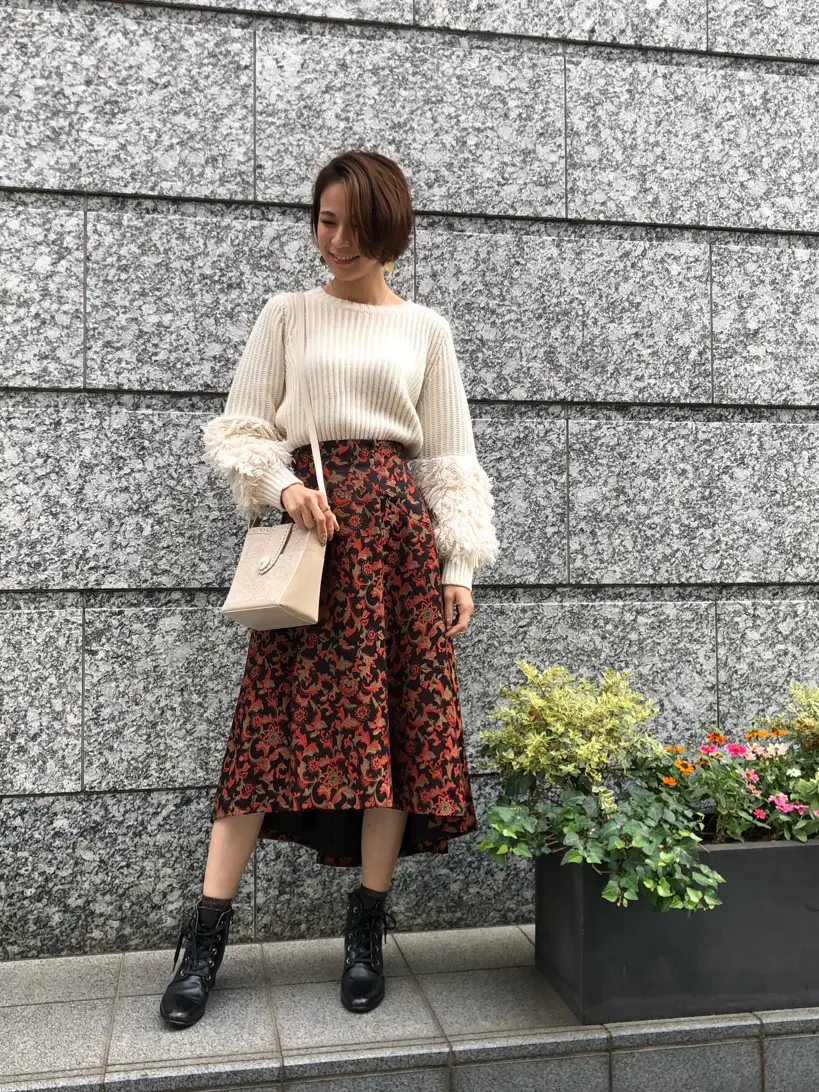 GRACE CONTINENTAL 亀田 未希 コーディネート画像