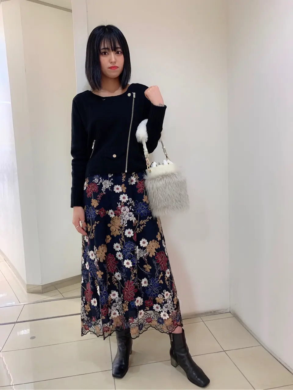 GRACE CONTINENTAL yoshi コーディネート画像