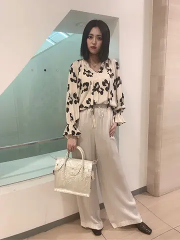 GRACE CONTINENTAL yoshi コーディネート画像